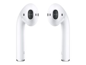  Apple AirPods with Charging Case 2nd Generation